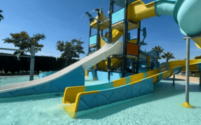 Los mejores campings y hoteles con toboganes en España