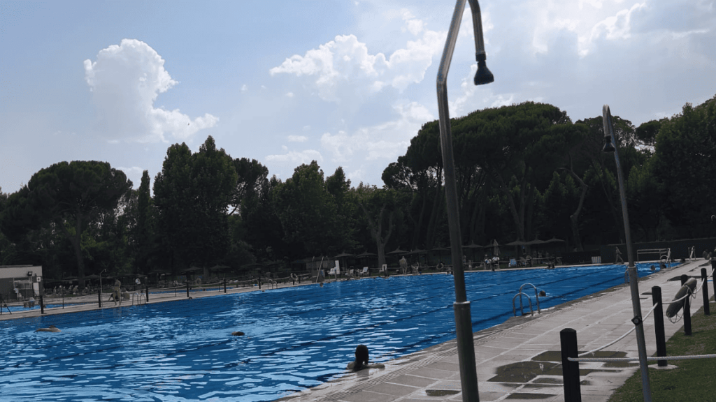 por qué nos gusta la piscina de somontes
