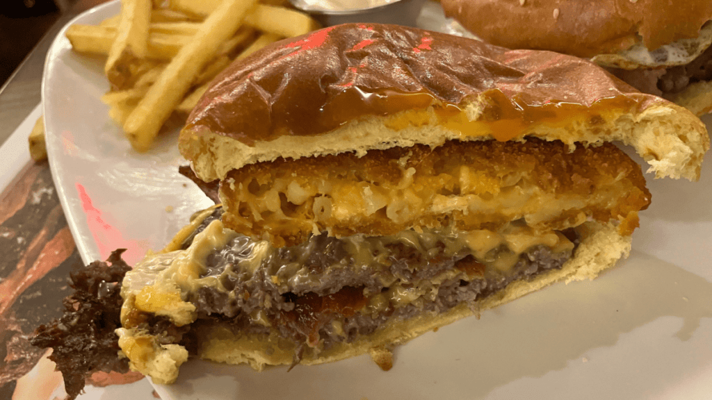 hamburguesas en restaurante goiko