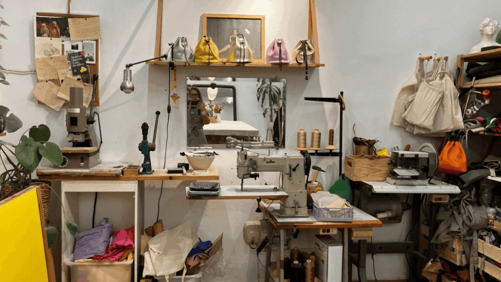 taller de cerámica al torno